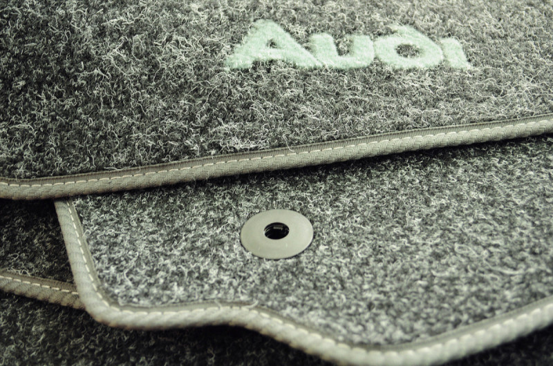 TOYOTA LAND CRUISER (UZJ 200) 7мест 2007-2012 FL   FR   RU Комплект  килимків